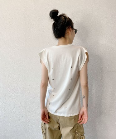 White Buttons Top #250427